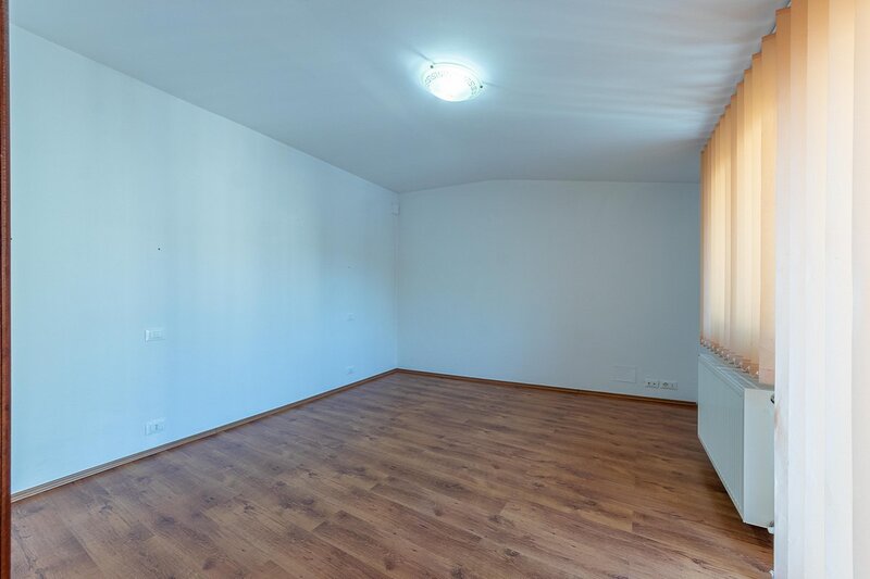 Calea Mosilor, Traian, vila moderna 4 camere