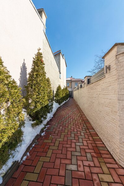 Calea Mosilor, Traian, vila moderna 4 camere